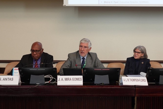 Enhancing the right to education: emerging challenges and enabling factors